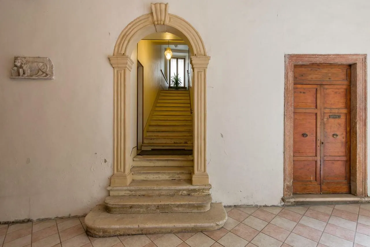 Hotel Casa Mamà Verona Affittacamere