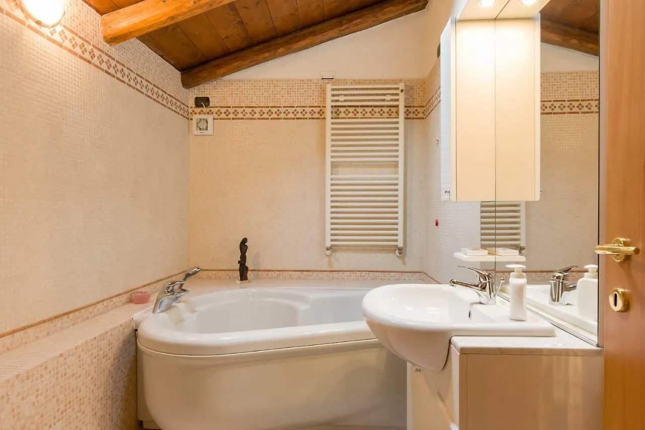 Casa Mama Hotel Verona 0*,